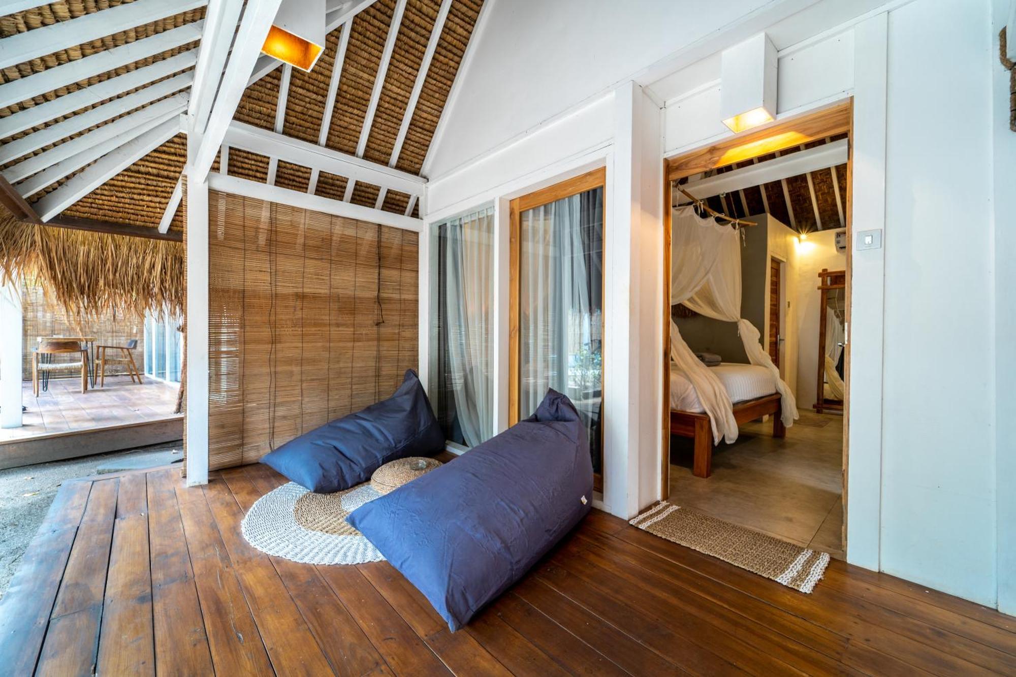 Mowies Gili Air Bed & Breakfast Exterior photo